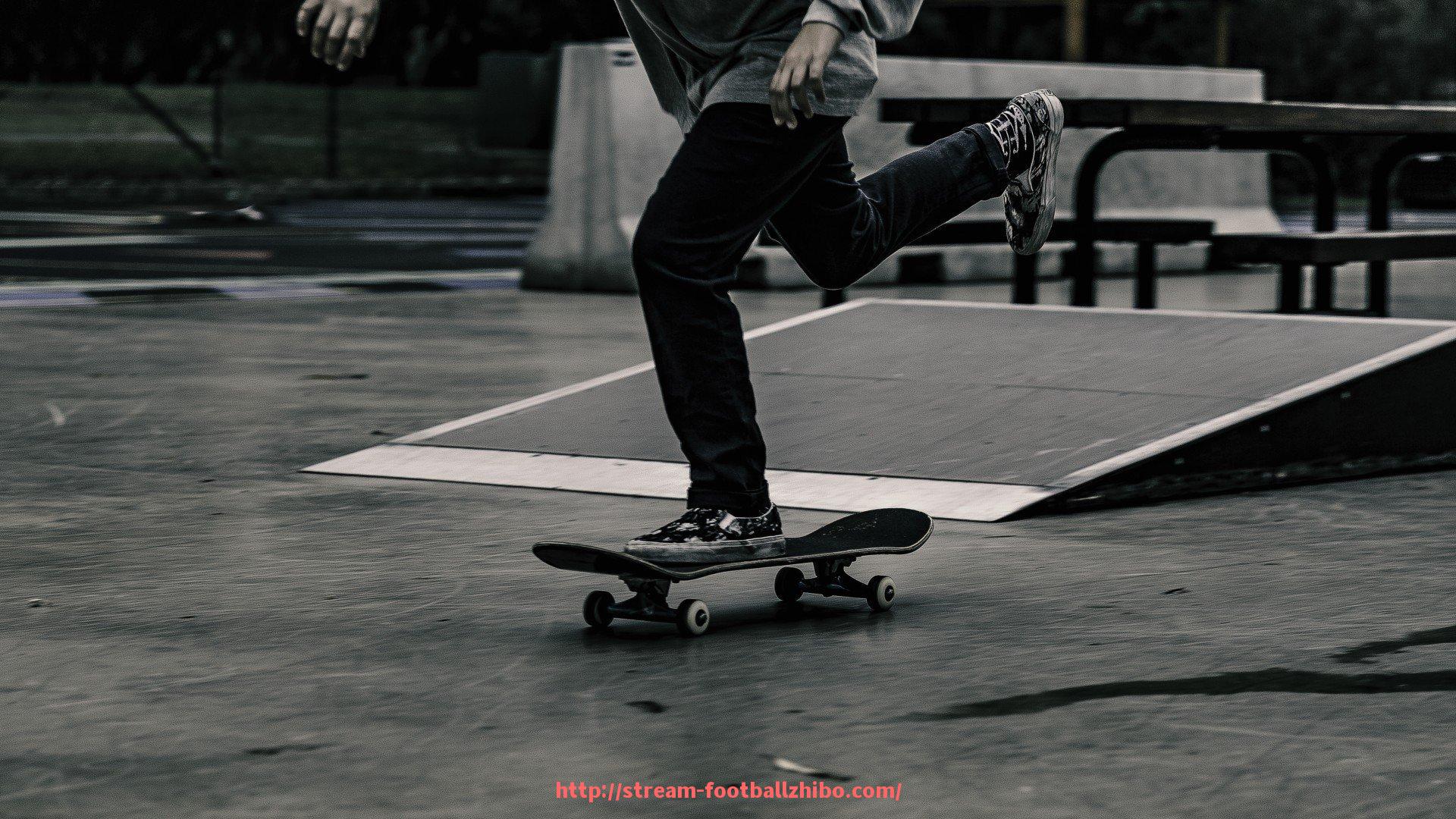 足球直播-家庭健身器材设计理念与实用功能融合指南